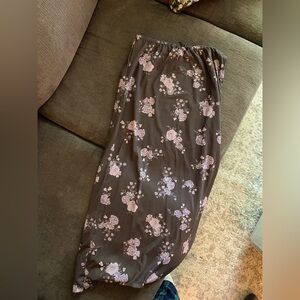 Floral overlay midi skirt